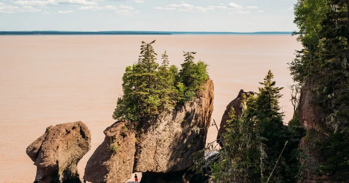 Hopewell Rocks on the Bay of Fundy - borrow money online New Brunswick
