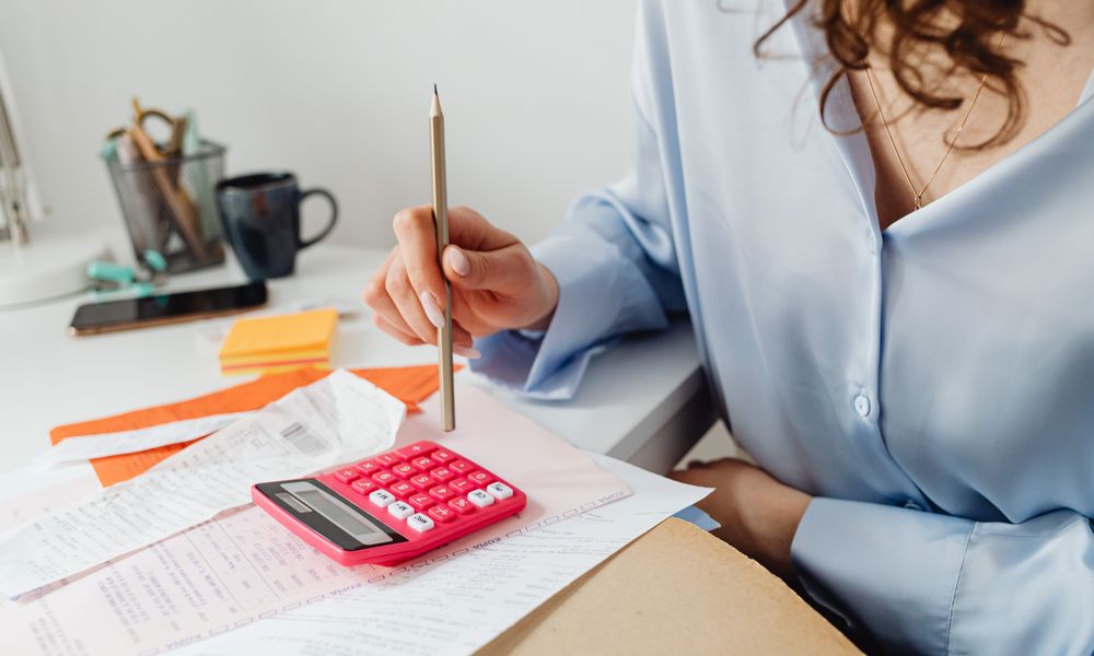 Reviewing eligibility for a loan with monthly payments in Canada